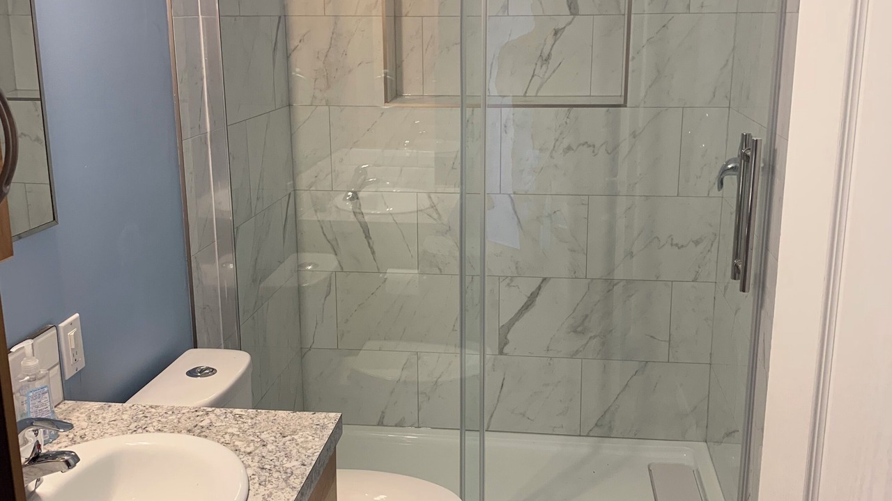 Photo of Bathroom in Sylvan Lake