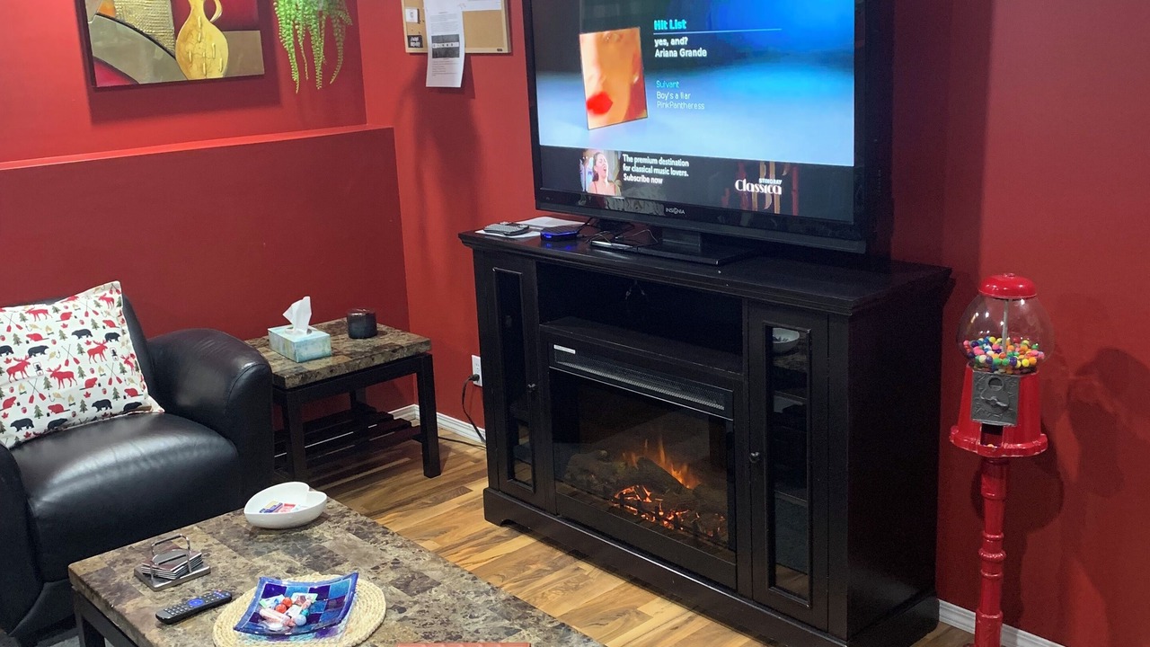 Photo of Livingroom in Sylvan Lake