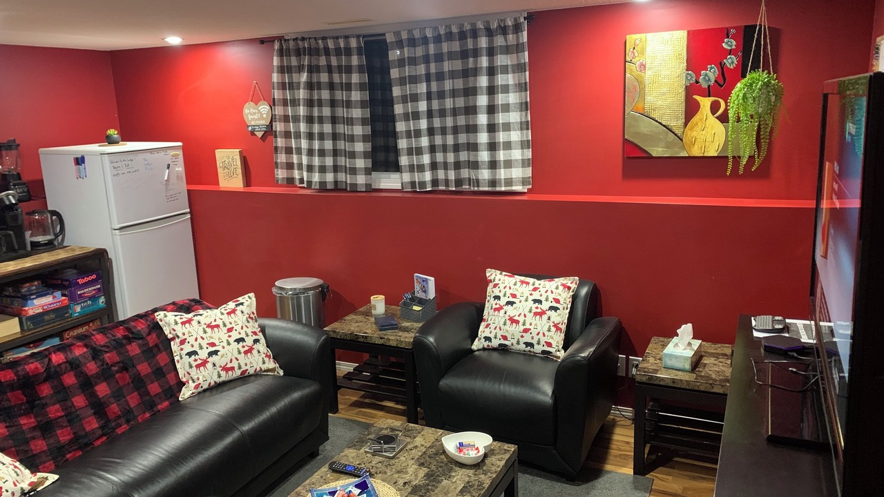 Photo of Livingroom in Sylvan Lake