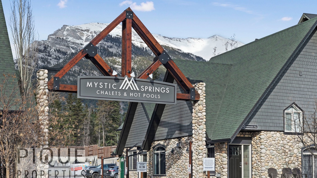 Photo of Outdoor in Cougar Creek