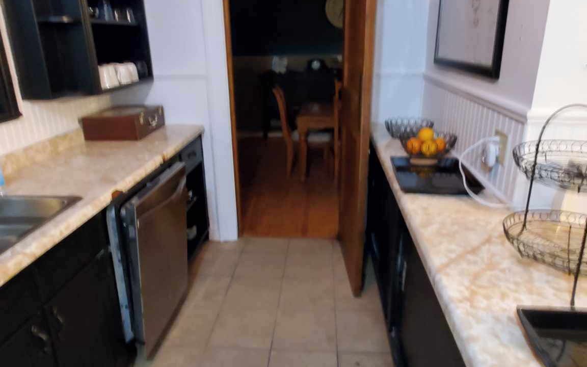 Photo of Kitchen in New Victoria
