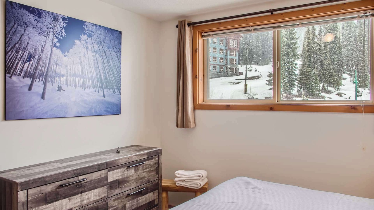 Photo of Bedroom in Big White Ski Resort