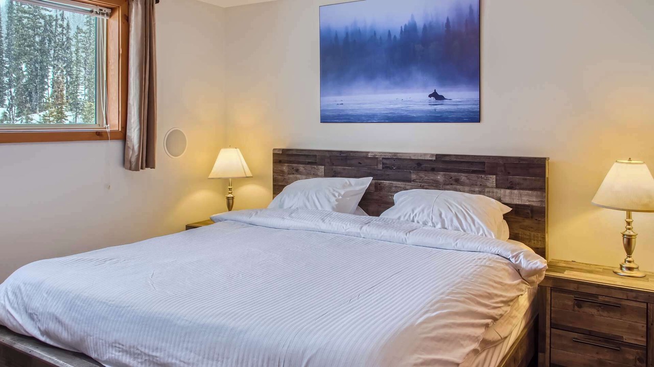 Photo of Bedroom in Big White Ski Resort