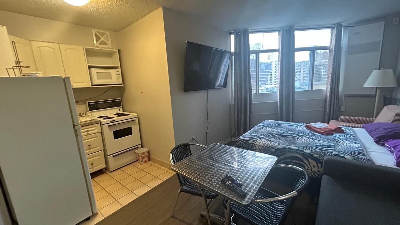 Photo of Bedroom in Garden District