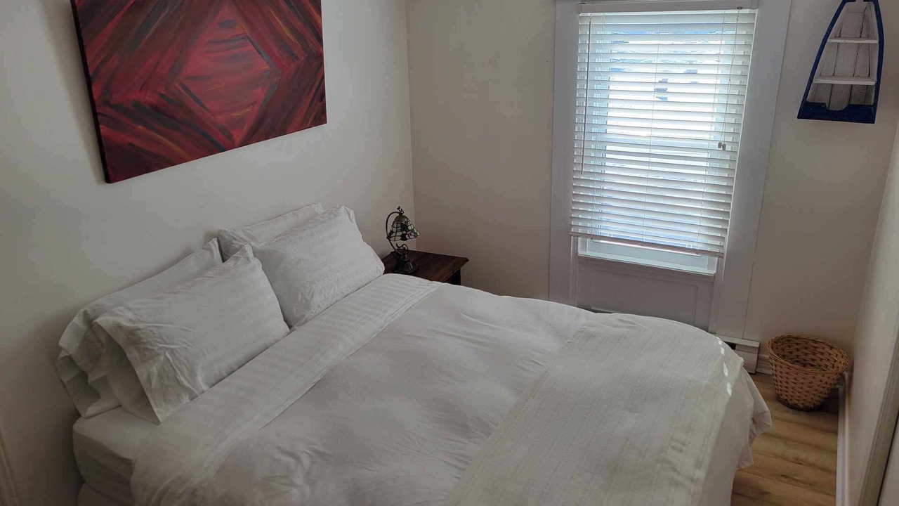 Photo of Bedroom in Lunenburg