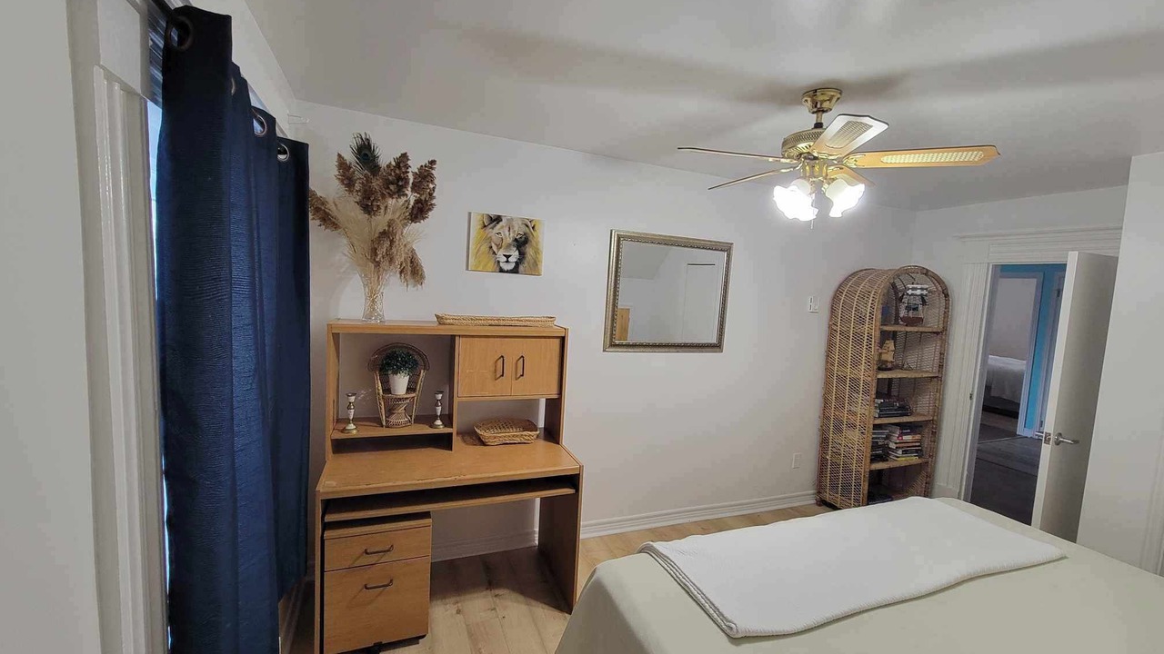 Photo of Bedroom in Lunenburg