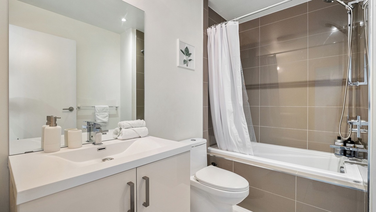Photo of Bathroom in Connaught