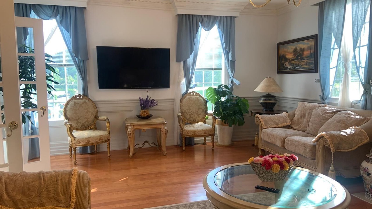 Photo of Bedroom in Cayuga