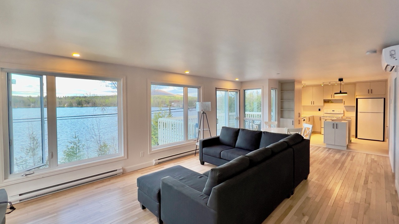 Photo of Livingroom in Eastman