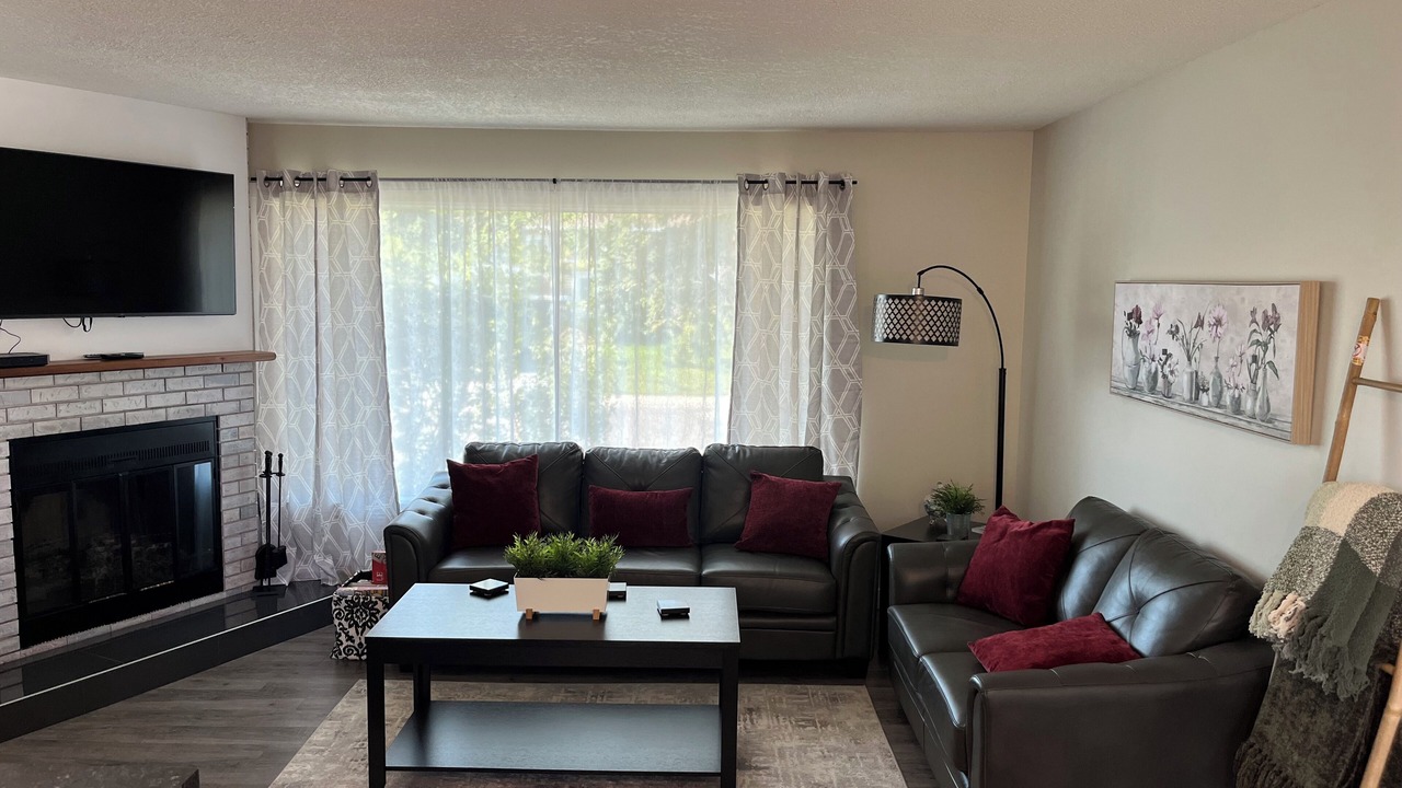 Photo of Livingroom in Grande Prairie