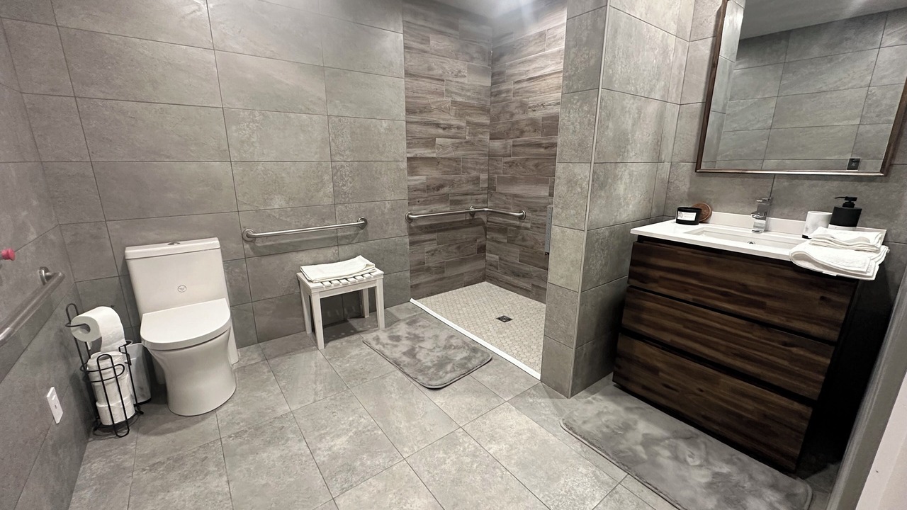 Photo of Bathroom in Honey Harbour