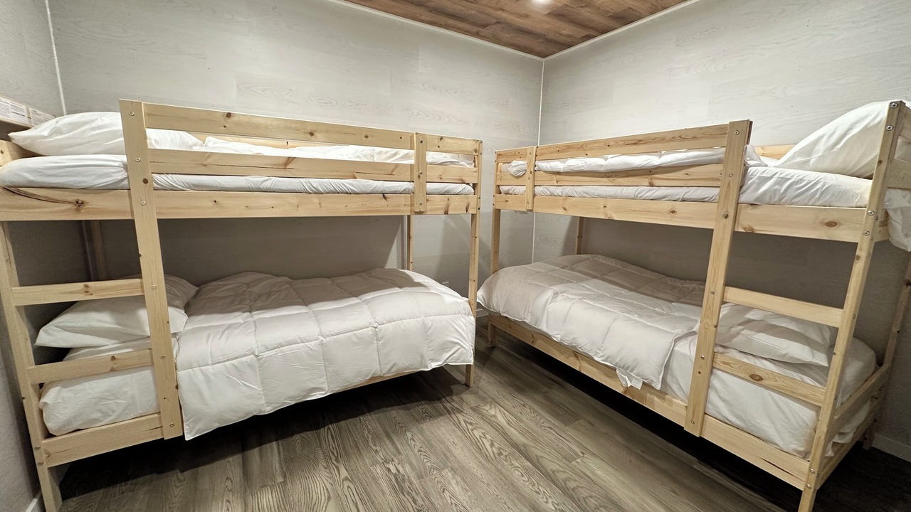 Photo of Bedroom in Honey Harbour