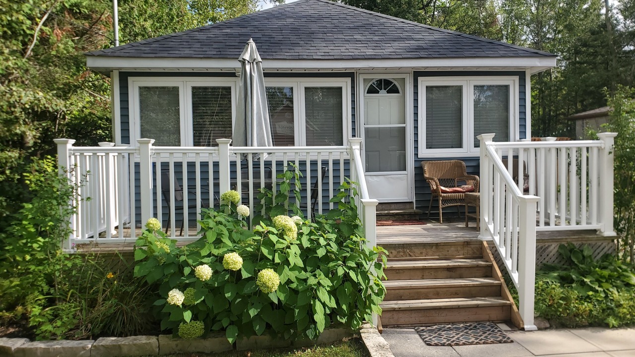 Photo of Outdoor in Tiny