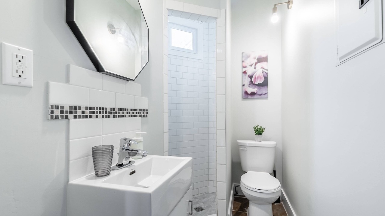 Photo of Bathroom in Central Hamilton
