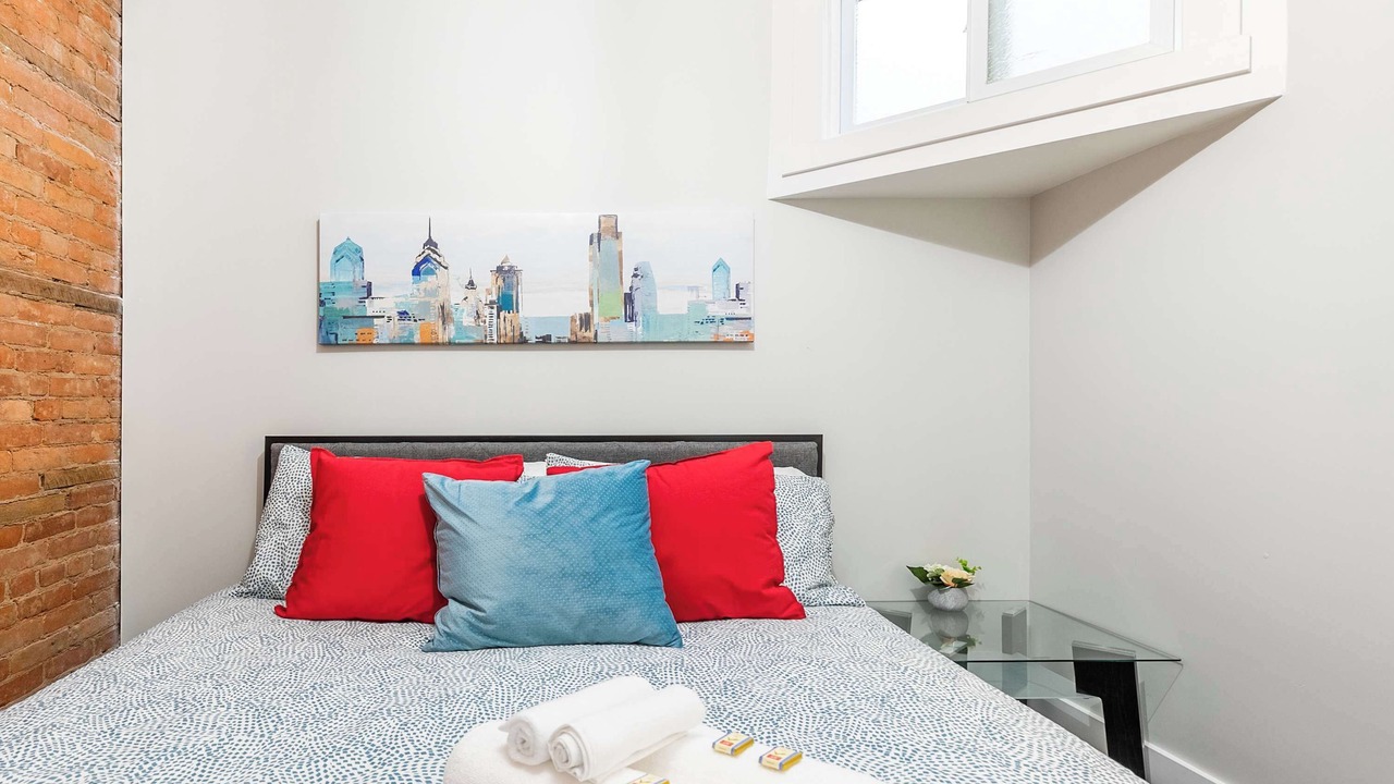 Photo of Bedroom in Central Hamilton