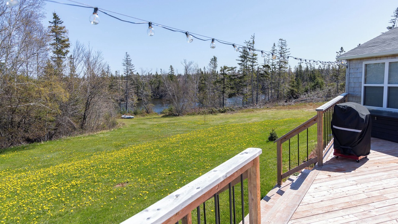 Photo of Patio Balcony in Lakeside