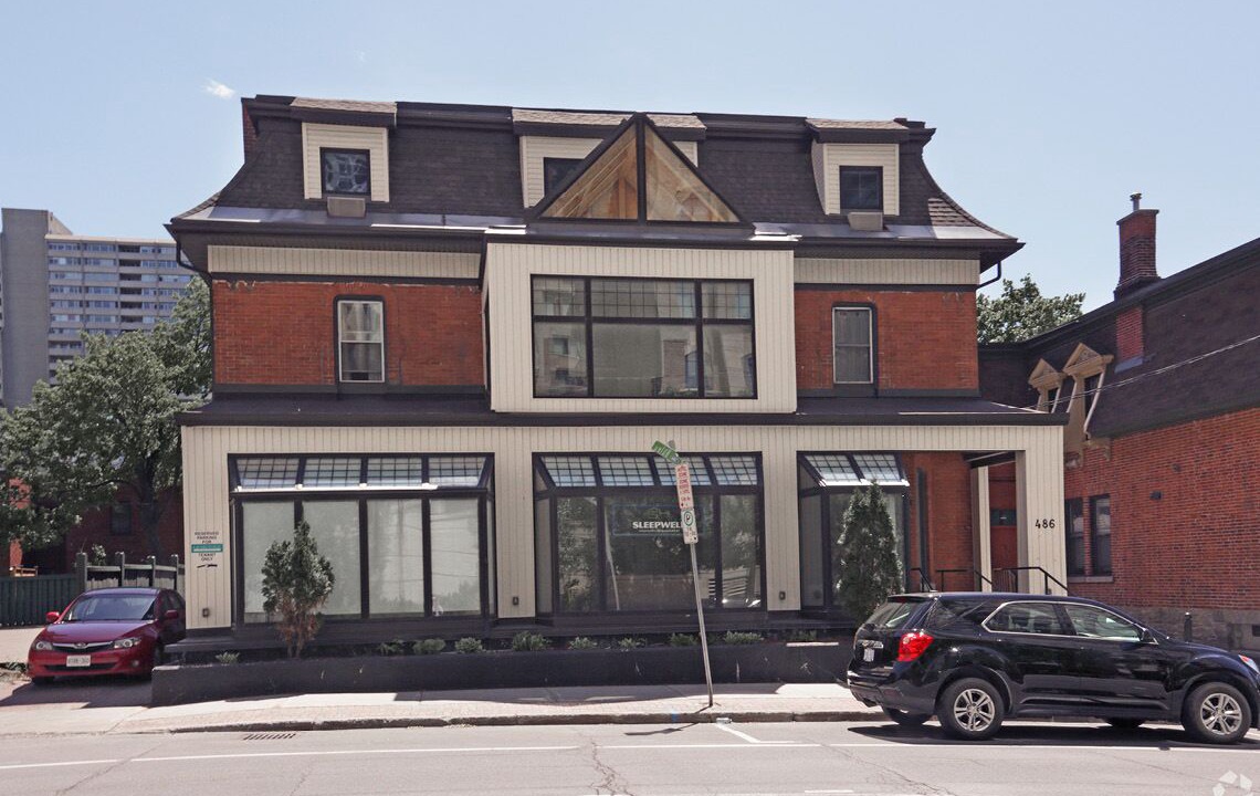 Photo of Outdoor in Byward Market - Parliament Hill