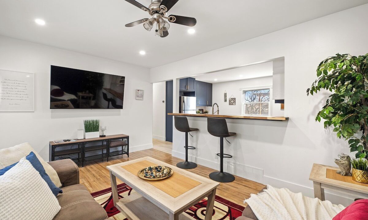 Photo of Livingroom in Northwest Calgary