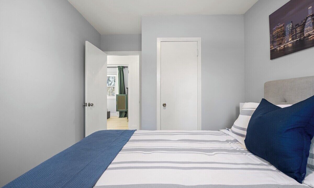 Photo of Bedroom in Northwest Calgary