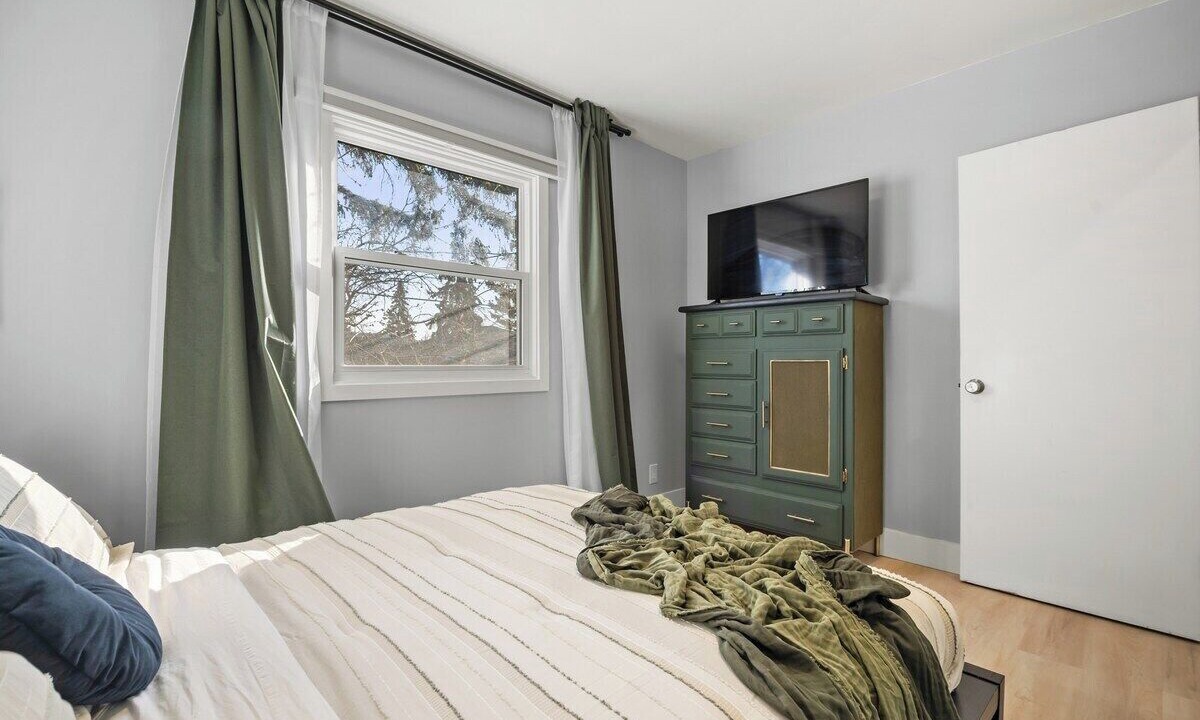 Photo of Bedroom in Northwest Calgary