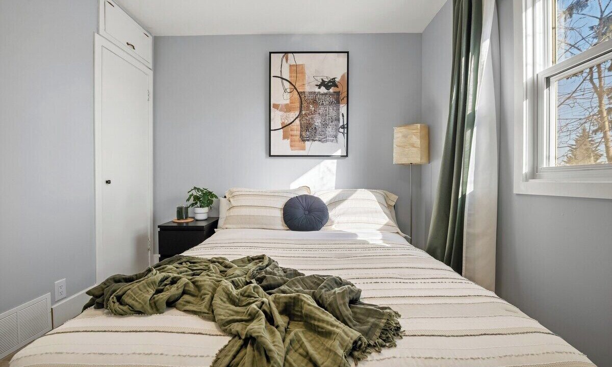 Photo of Bedroom in Northwest Calgary