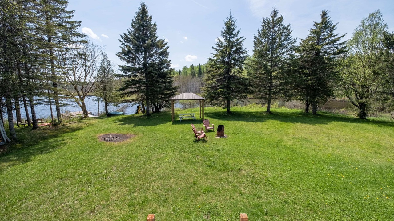 Photo of Outdoor in Saint-Alfred