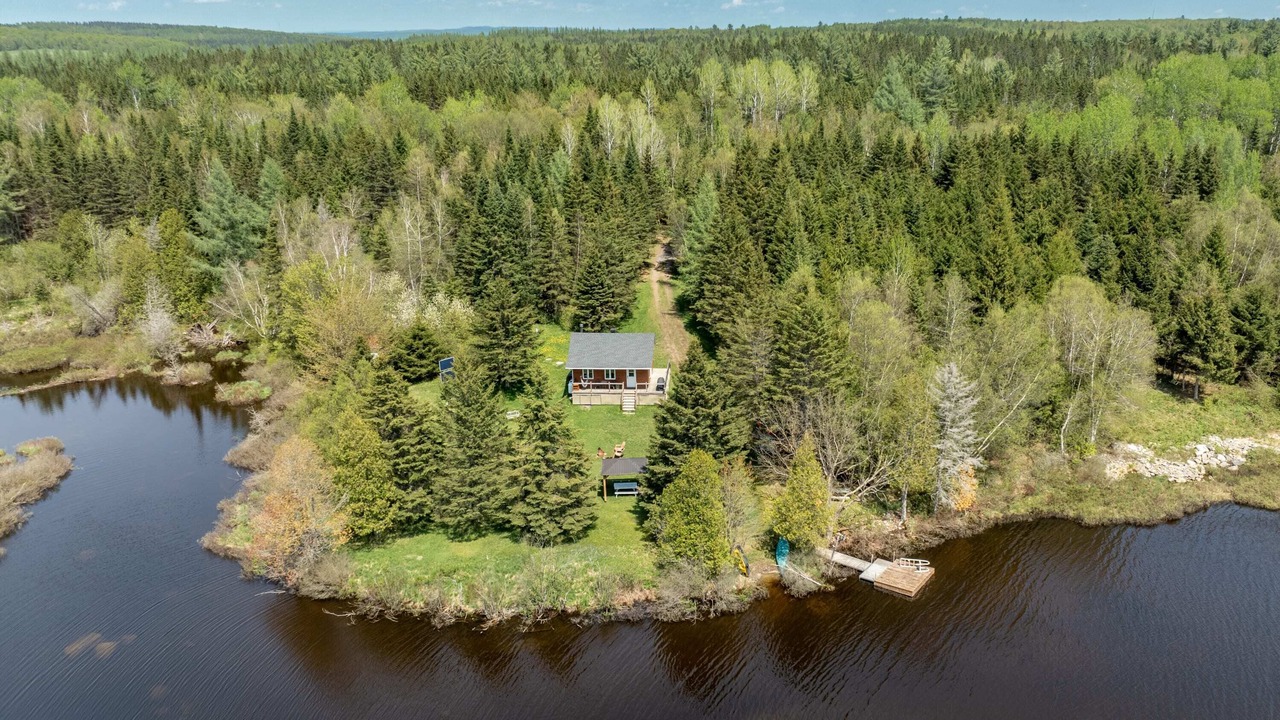 Photo of Outdoor in Saint-Alfred