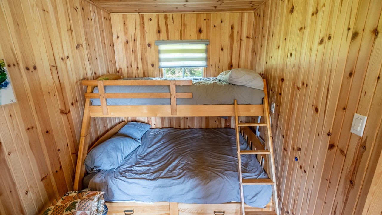 Photo of Bedroom in Saint-Alfred