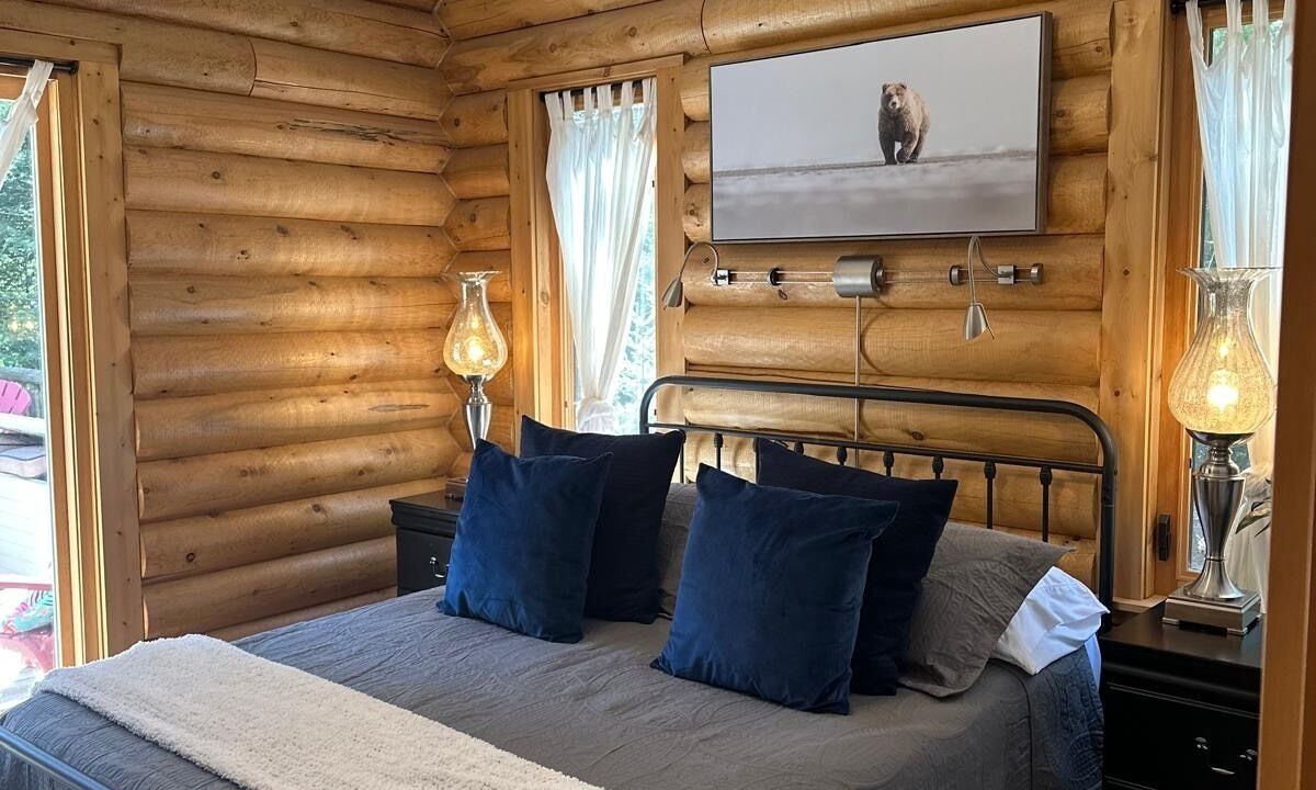 Photo of Bedroom in Northern Bruce Peninsula