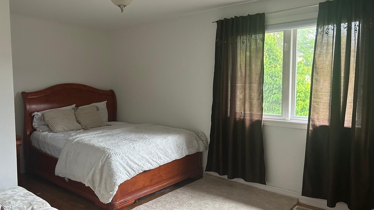 Photo of Bedroom in Hamilton