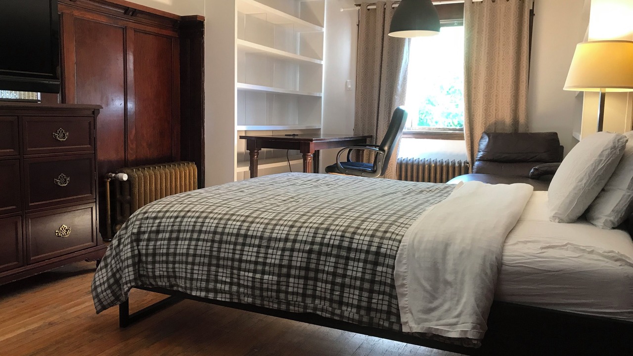 Photo of Bedroom in Mount Pleasant