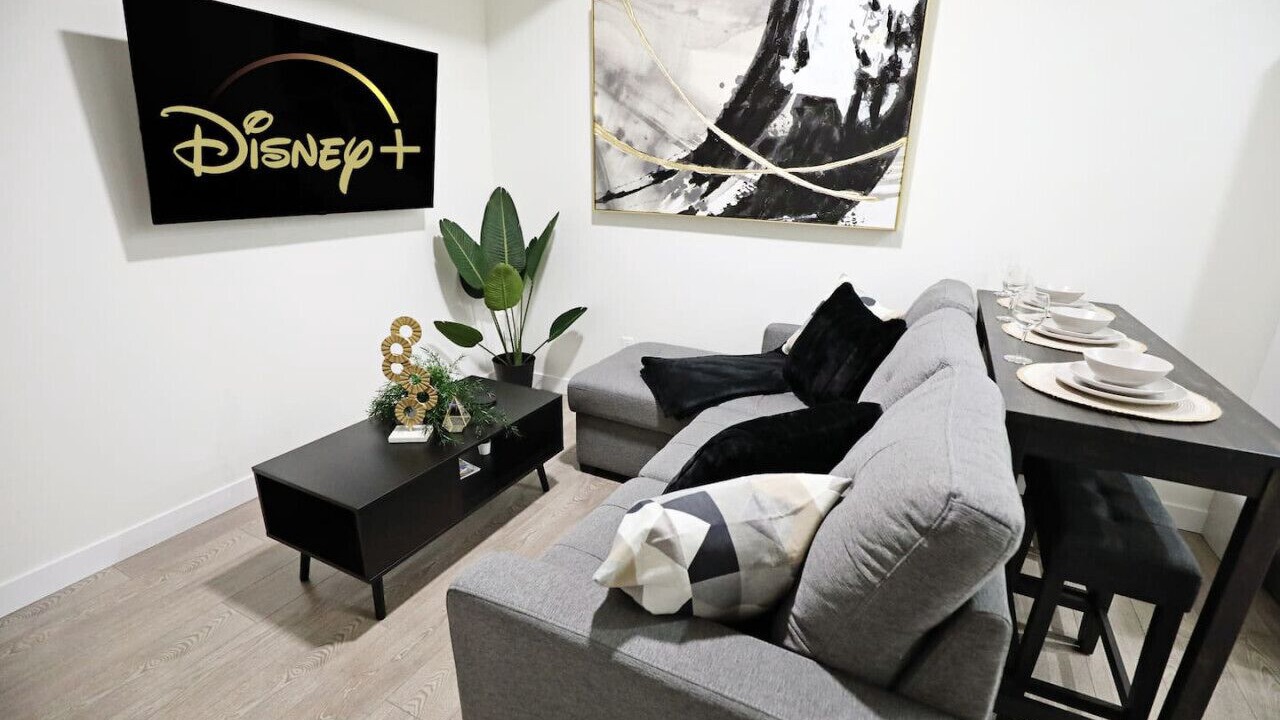 Photo of Livingroom in Northwest Edmonton