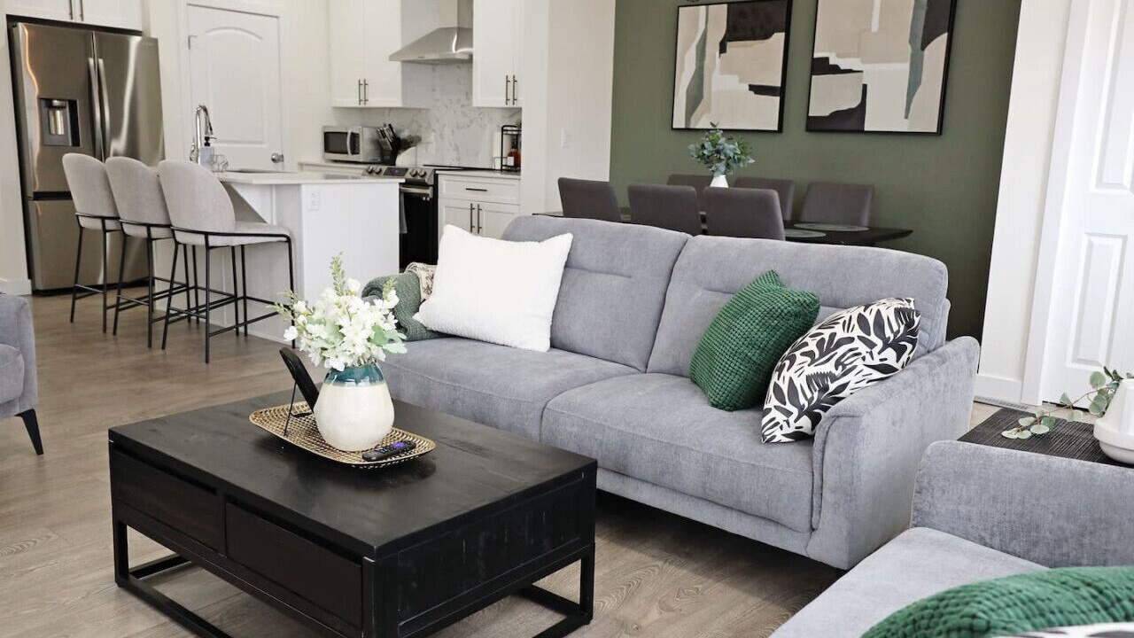 Photo of Livingroom in Northwest Edmonton