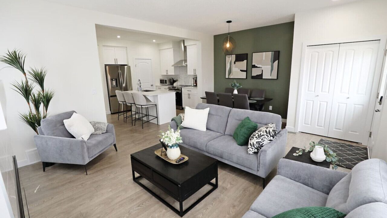 Photo of Livingroom in Northwest Edmonton