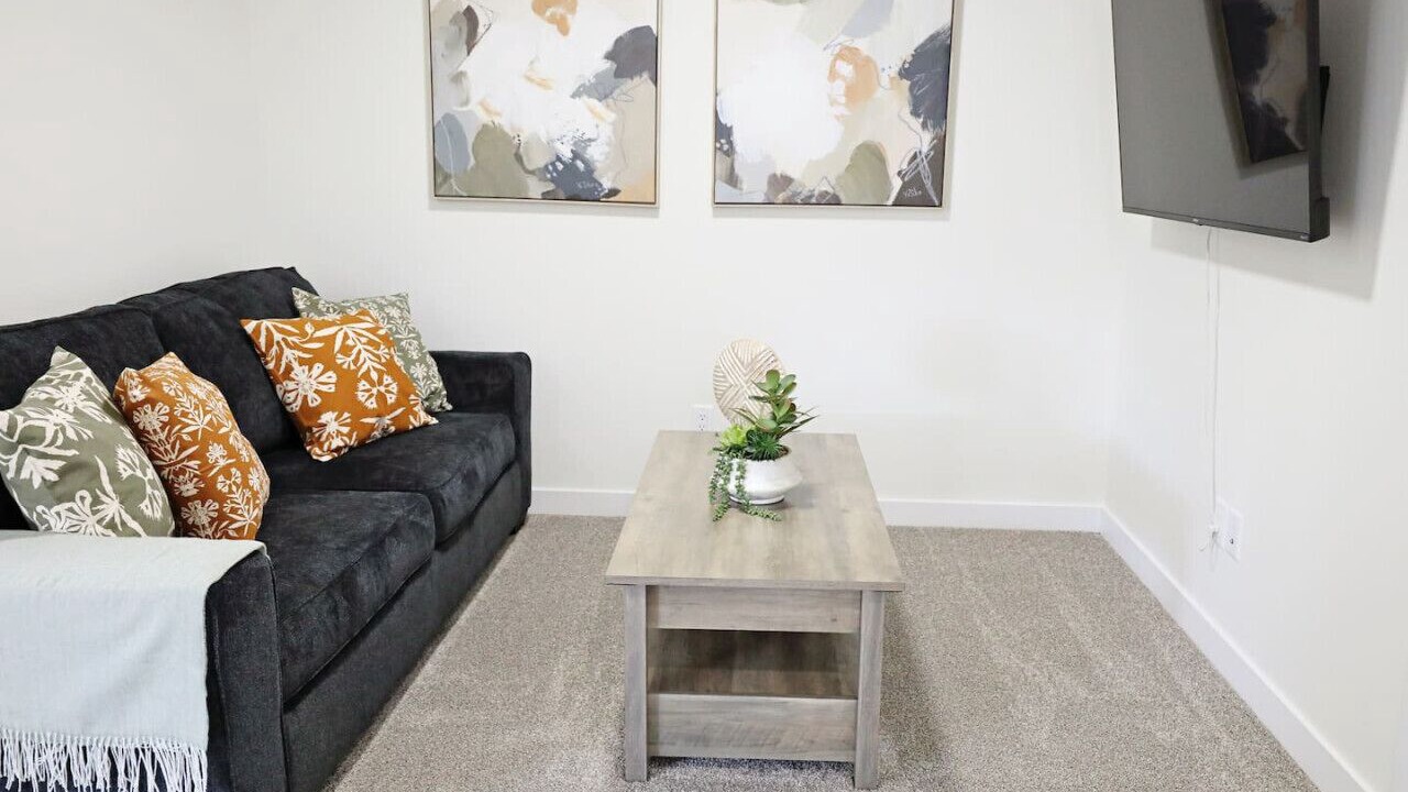 Photo of Livingroom in Northwest Edmonton
