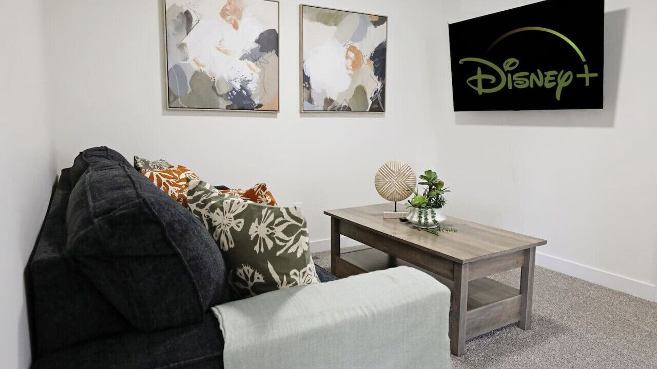 Photo of Livingroom in Northwest Edmonton