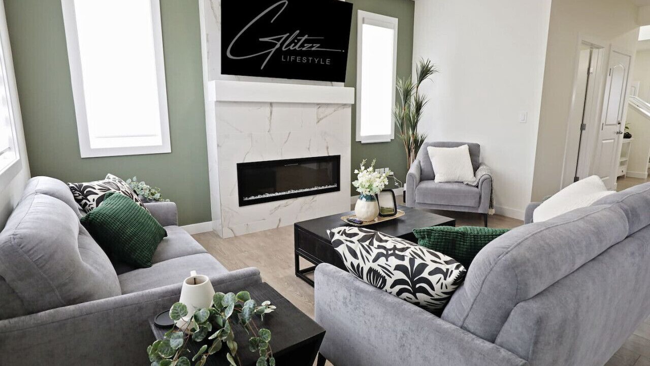 Photo of Livingroom in Northwest Edmonton