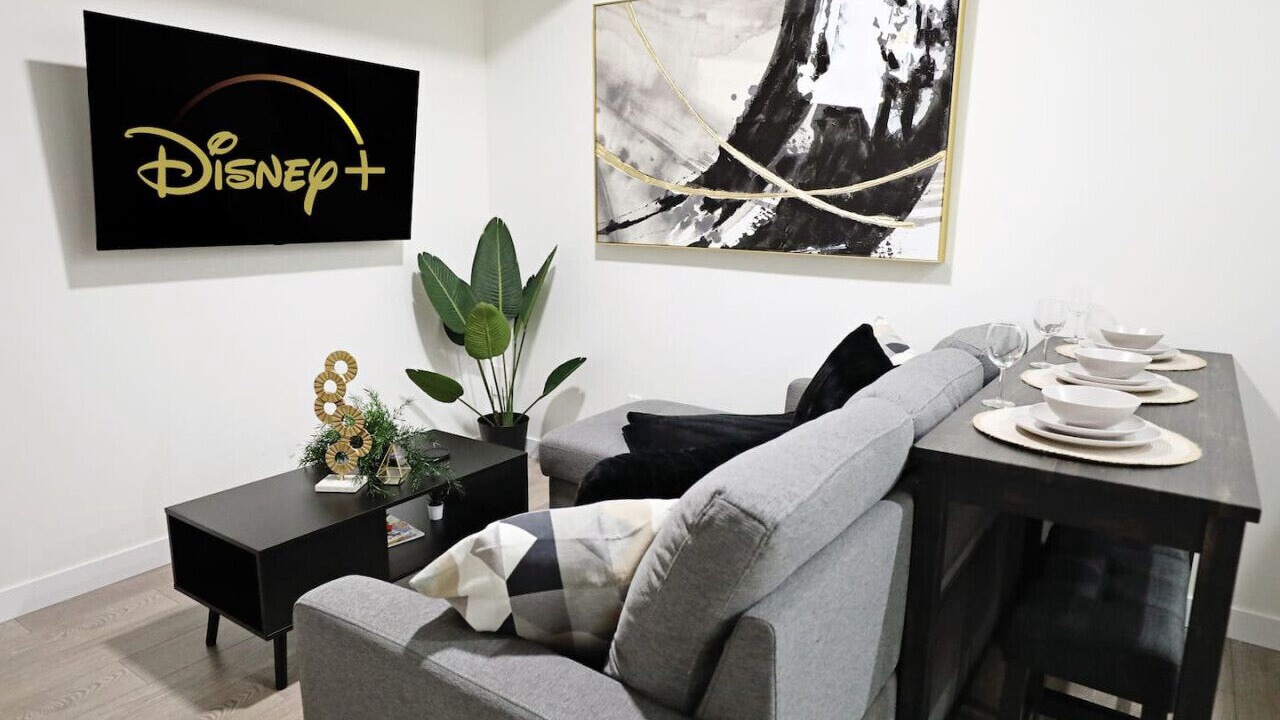 Photo of Livingroom in Northwest Edmonton
