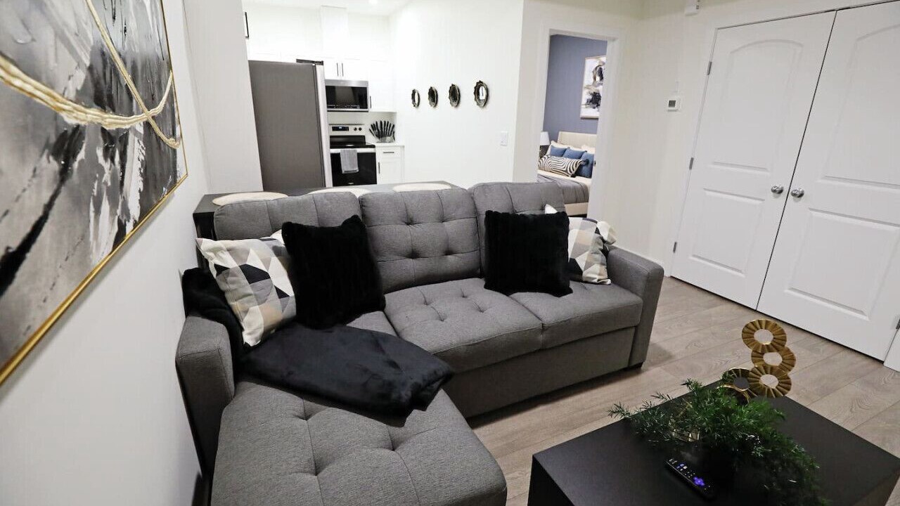 Photo of Livingroom in Northwest Edmonton