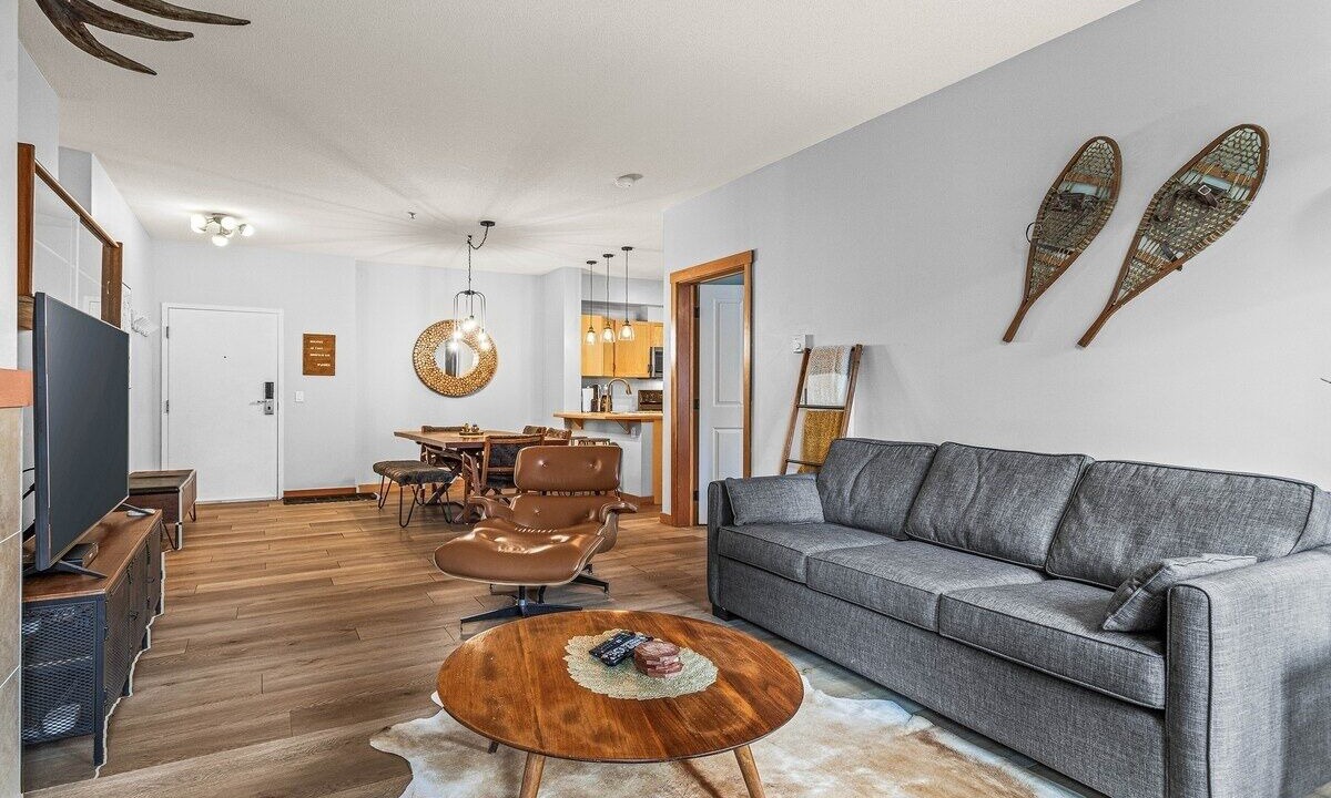 Photo of Livingroom in Cougar Creek