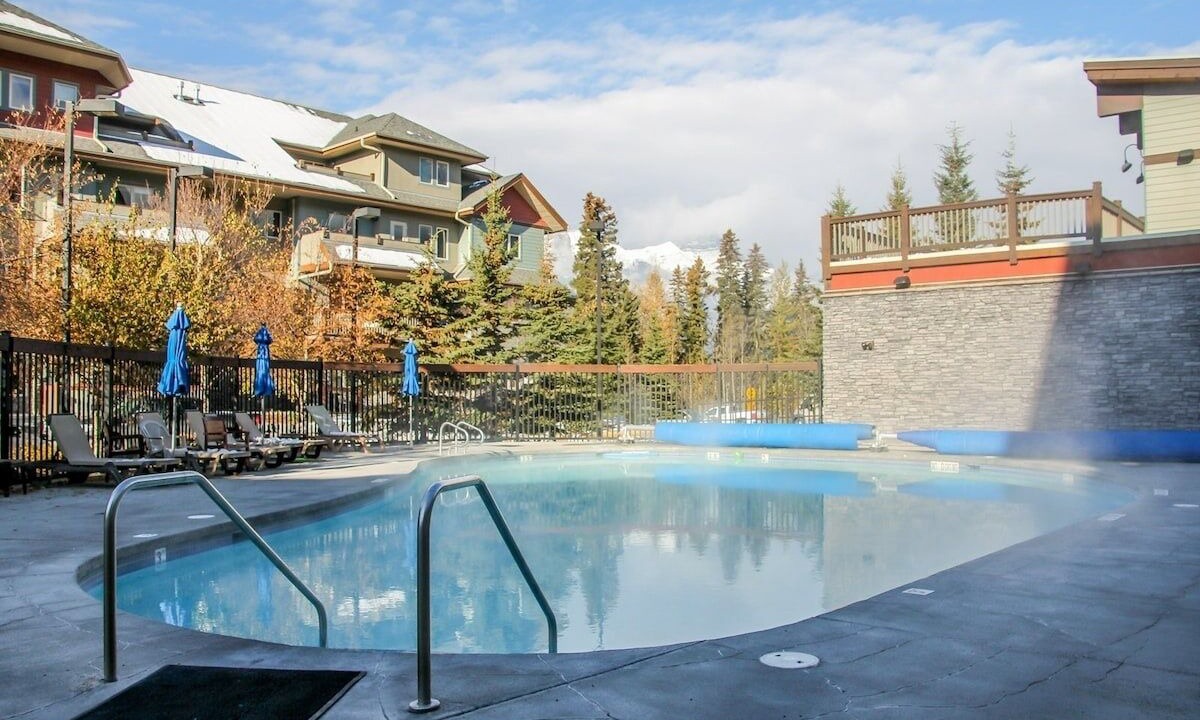Photo of Outdoor in Cougar Creek