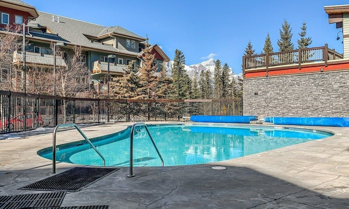 Photo of Outdoor in Cougar Creek