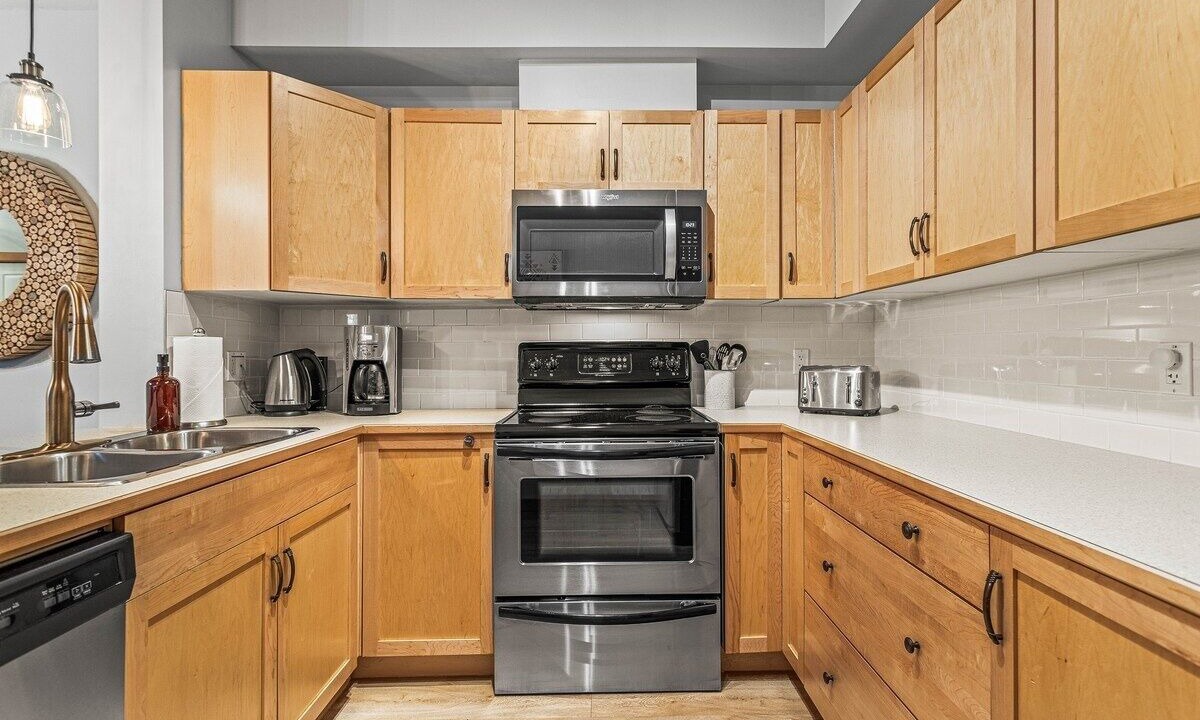 Photo of Kitchen in Cougar Creek