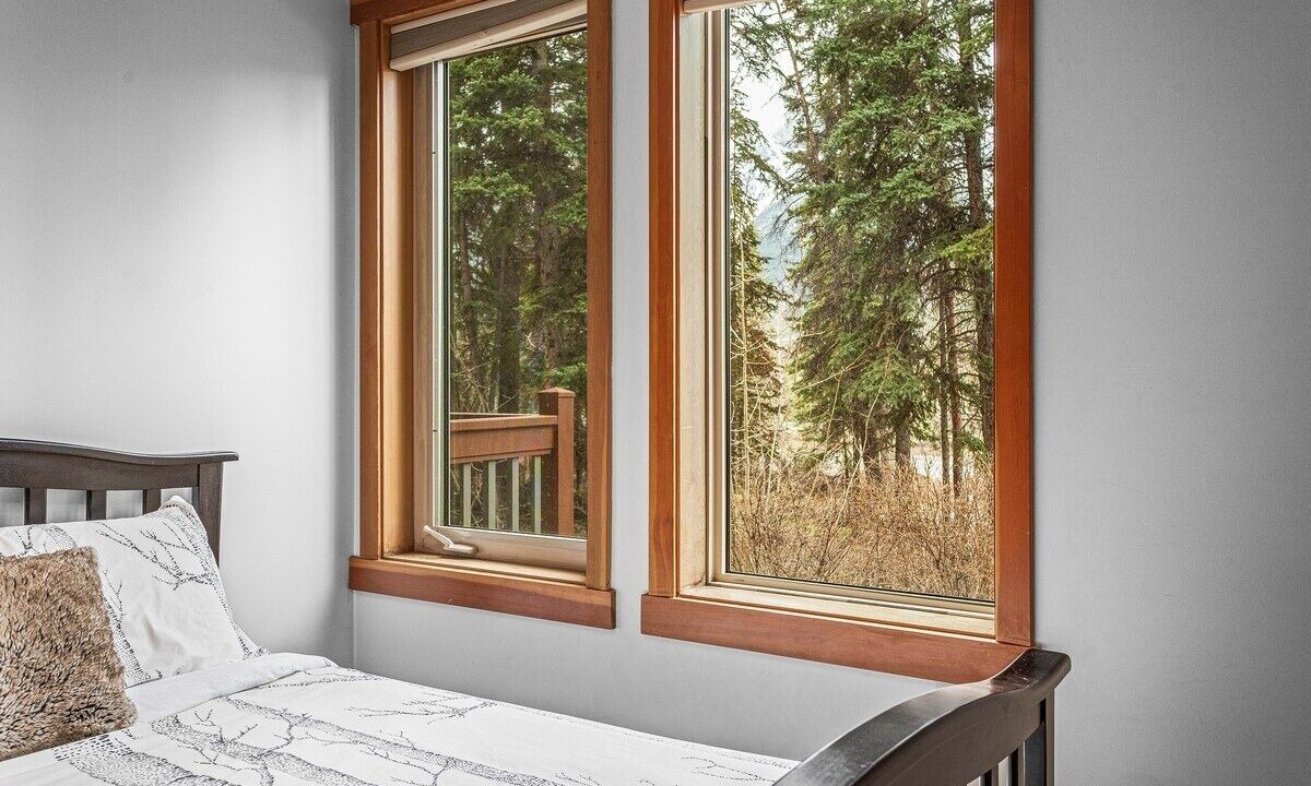 Photo of Bedroom in Cougar Creek