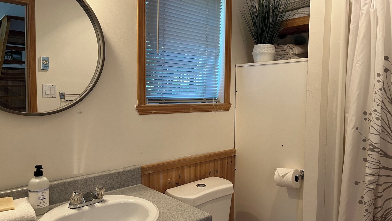 Photo of Bathroom in Frontenac
