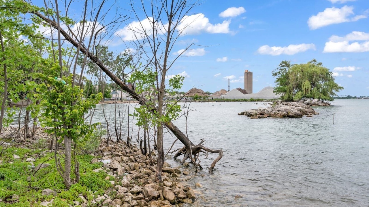 Photo of Outdoor in Windsor
