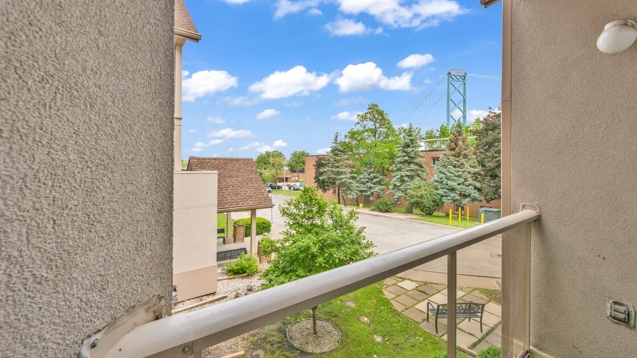Photo of Outdoor in Windsor