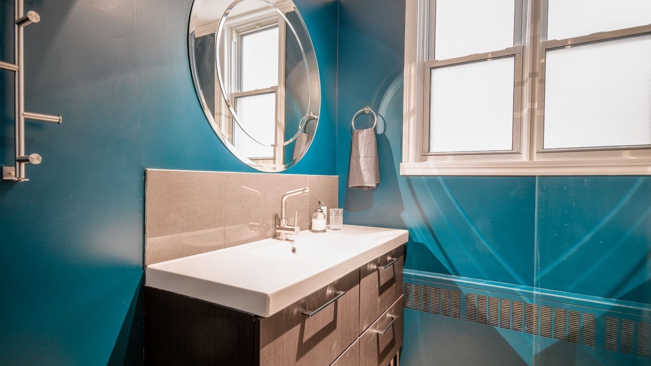 Photo of Bathroom in Ahuntsic