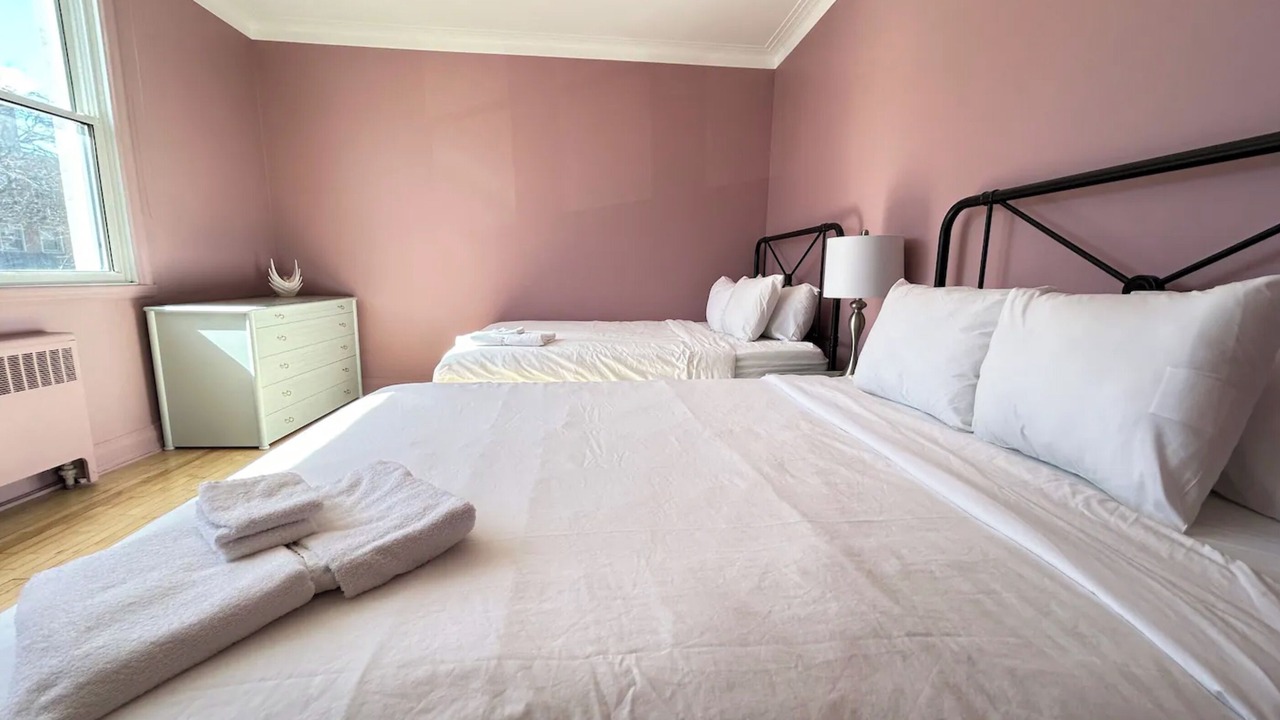Photo of Bedroom in Ahuntsic