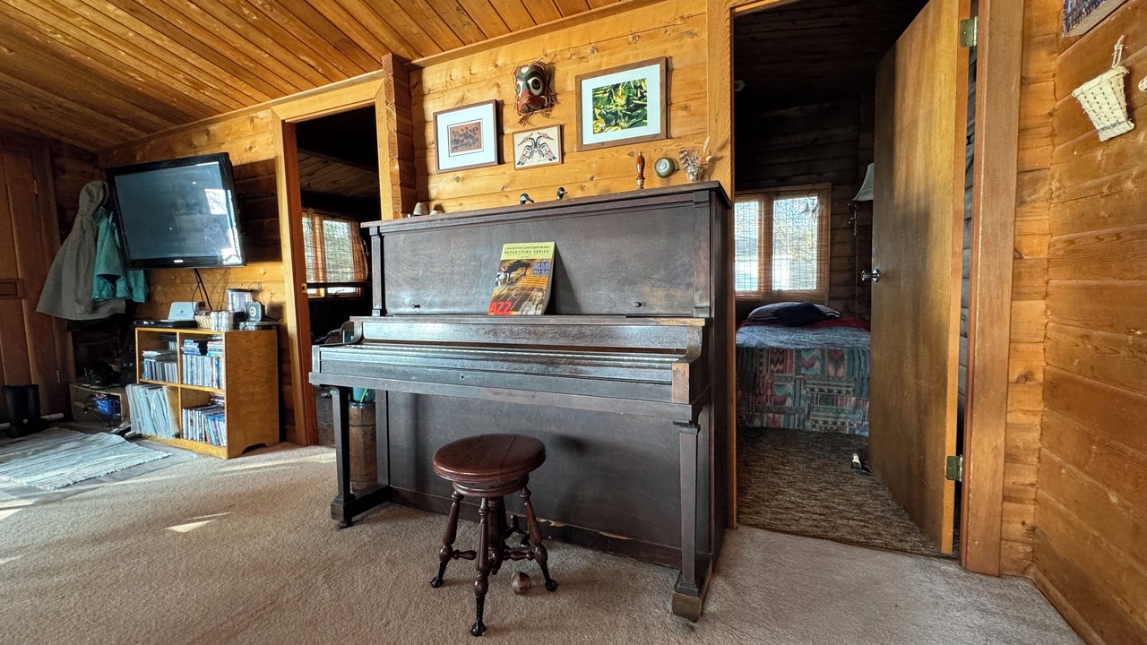 Photo of Bedroom in Adolphustown